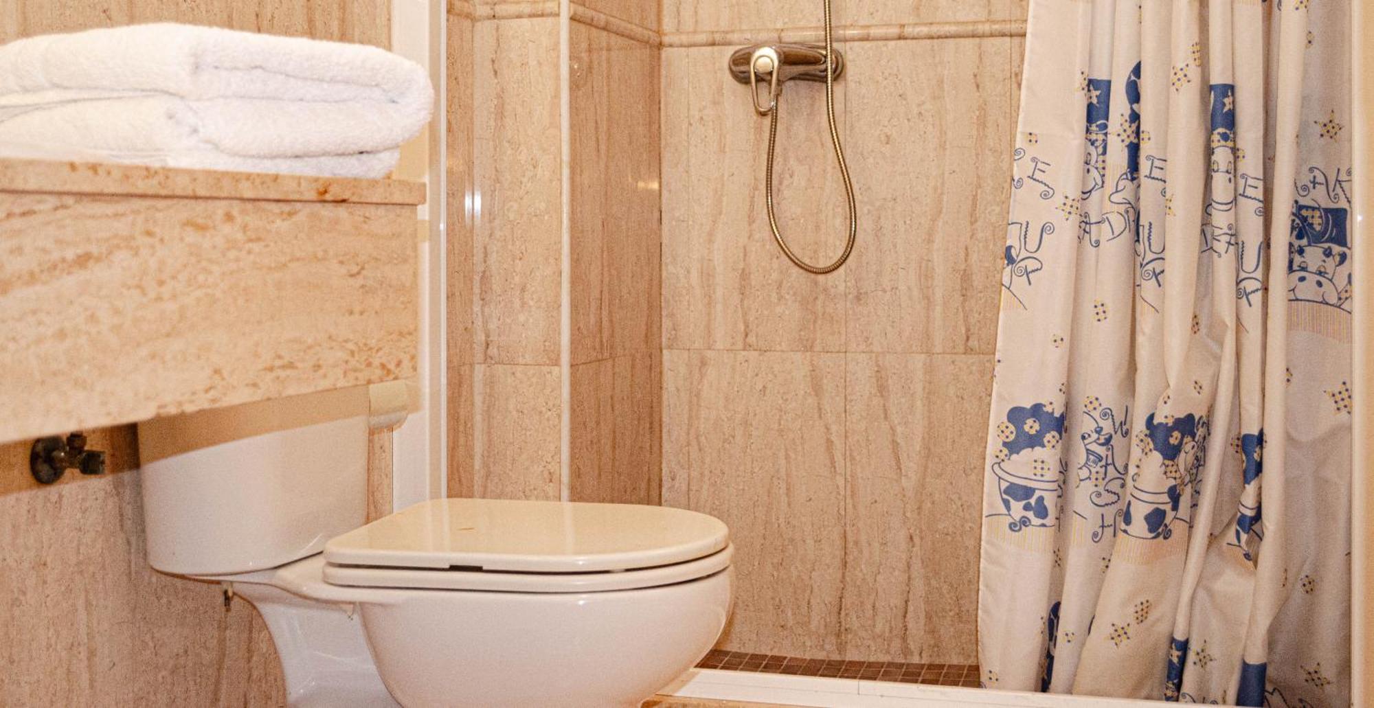 Hostal Gran Via Levante Торрев'єха Екстер'єр фото